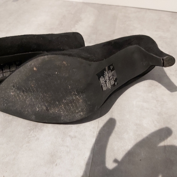 Black heels - Picture 4 of 4